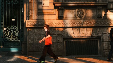 Walking by the halls of justice